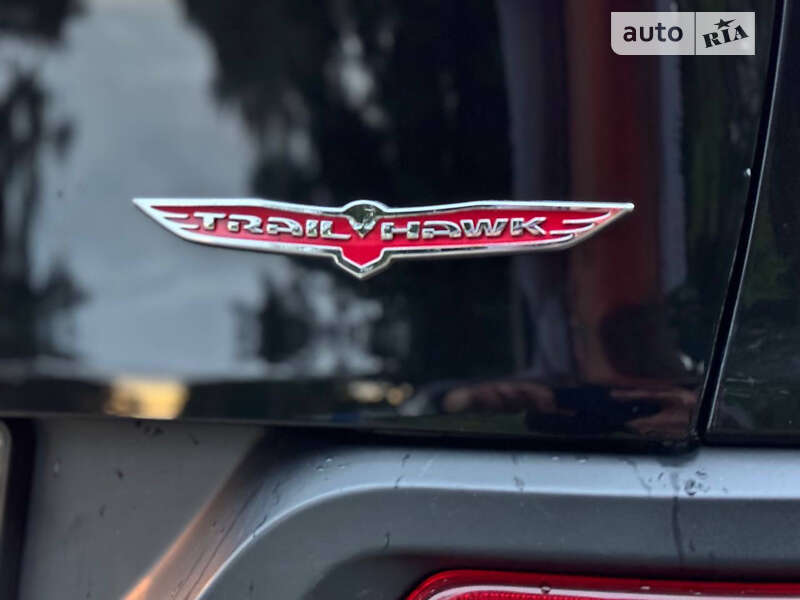 Позашляховик / Кросовер Jeep Cherokee 2017 в Переяславі