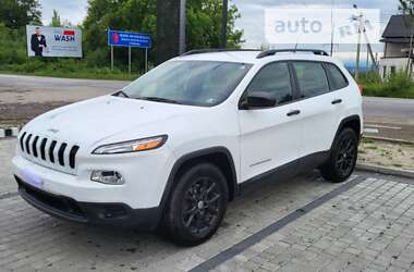 Позашляховик / Кросовер Jeep Cherokee 2015 в Івано-Франківську