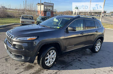 Позашляховик / Кросовер Jeep Cherokee 2016 в Володарці