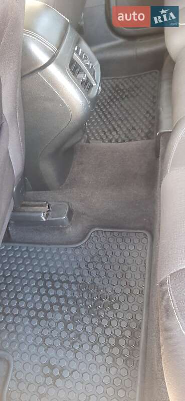 Позашляховик / Кросовер Jeep Cherokee 2015 в Києві