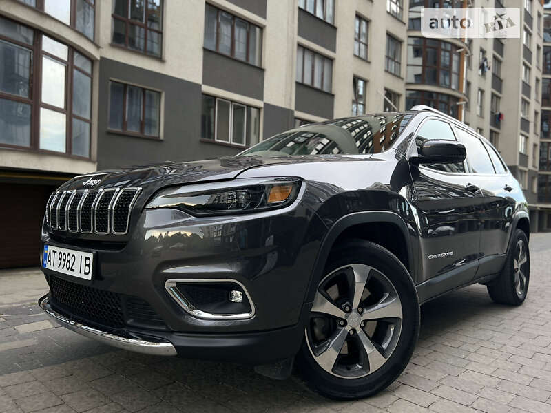 Позашляховик / Кросовер Jeep Cherokee 2018 в Івано-Франківську