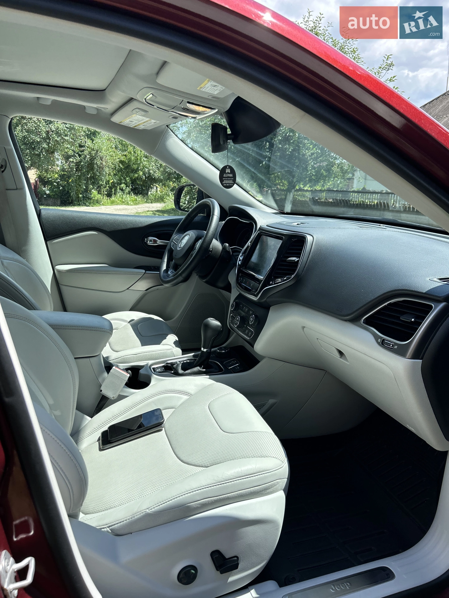 Jeep Cherokee 2019 VIN 1C4PJMDX3KD435987 фото оголошення 14 з 18
