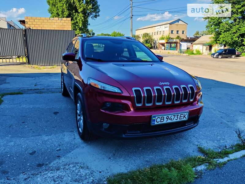 Внедорожник / Кроссовер Jeep Cherokee 2015 в Чернигове