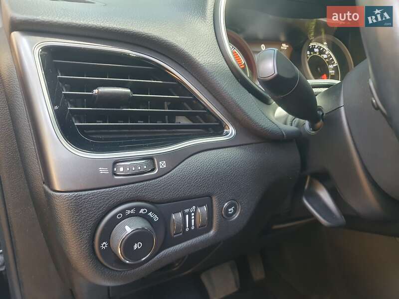 Позашляховик / Кросовер Jeep Cherokee 2018 в Сумах фото 10 Позашляховик / Кросовер Jeep Cherokee 2018 в Сумах