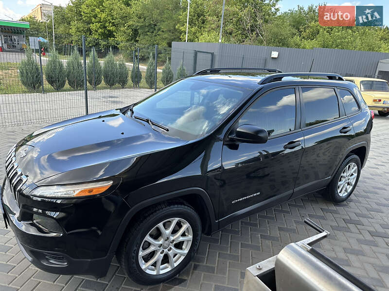 Внедорожник / Кроссовер Jeep Cherokee 2017 в Полтаве