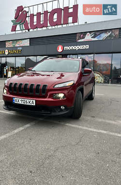 Позашляховик / Кросовер Jeep Cherokee 2015 в Києві