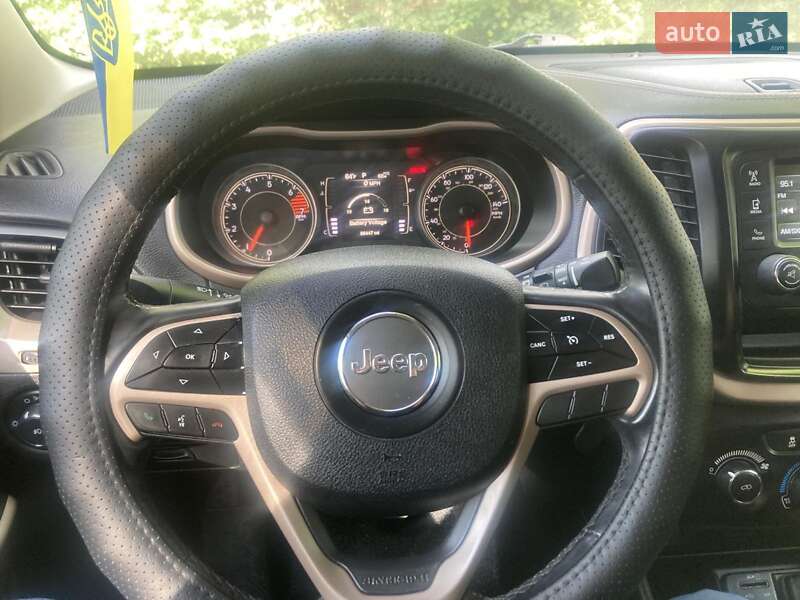 Позашляховик / Кросовер Jeep Cherokee 2017 в Ірпені фото 27 Позашляховик / Кросовер Jeep Cherokee 2017 в Ірпені