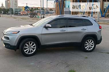 Внедорожник / Кроссовер Jeep Cherokee 2015 в Харькове