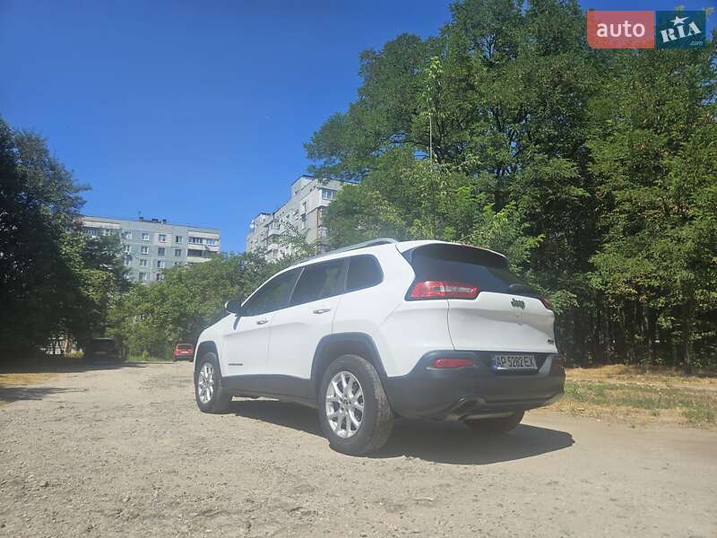 Внедорожник / Кроссовер Jeep Cherokee 2014 в Запорожье