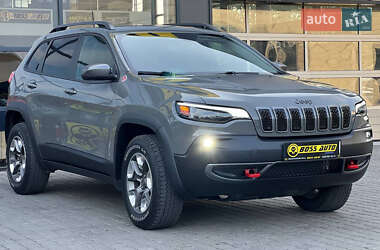 Внедорожник / Кроссовер Jeep Cherokee 2018 в 