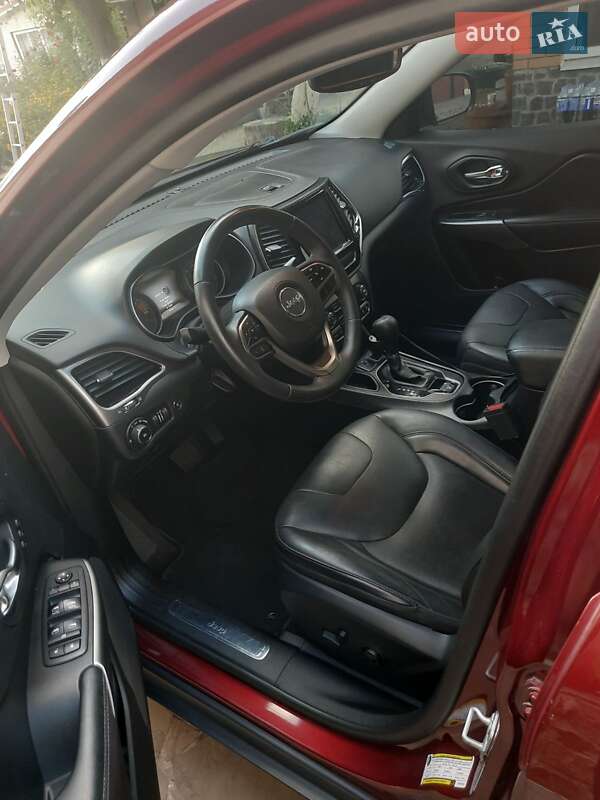 Внедорожник / Кроссовер Jeep Cherokee 2018 в Тетиеве фото 5 Внедорожник / Кроссовер Jeep Cherokee 2018 в Тетиеве