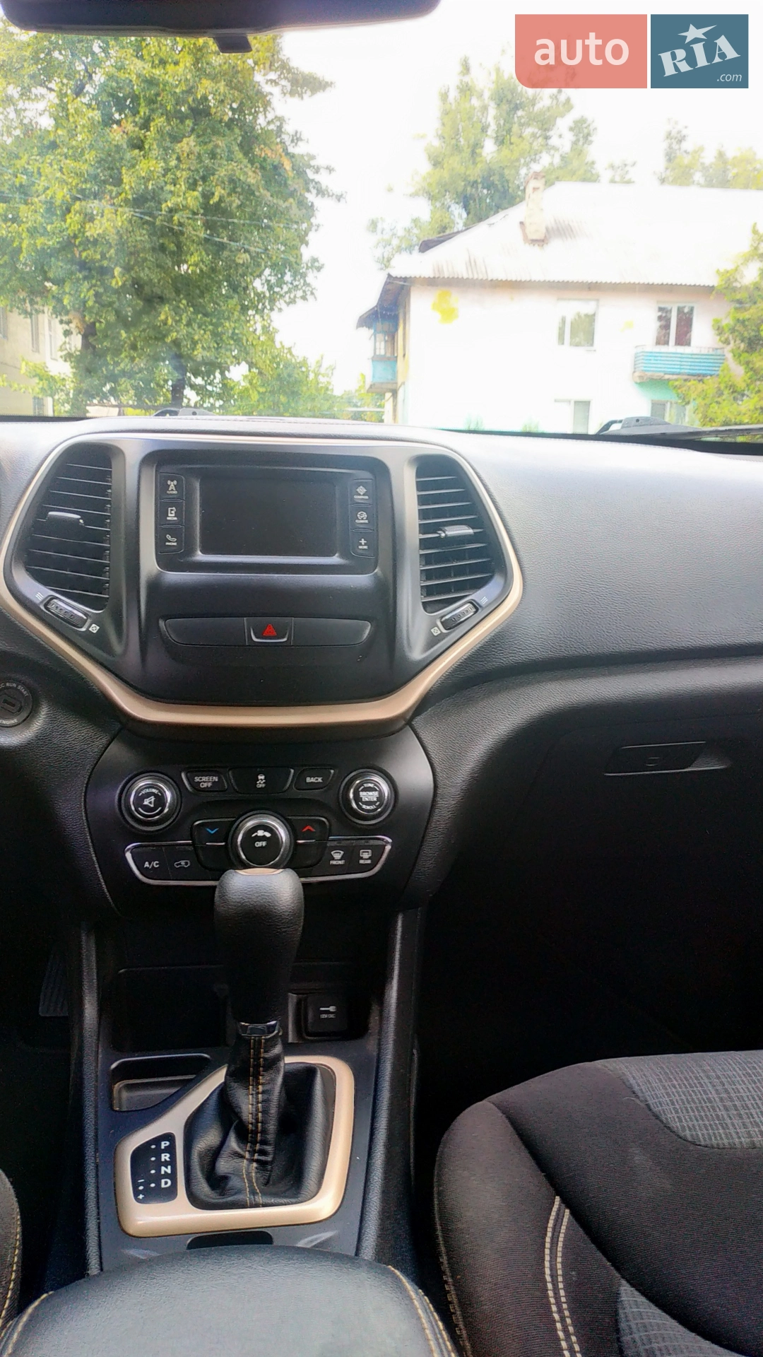 2016 Jeep Cherokee - мініатюра 4