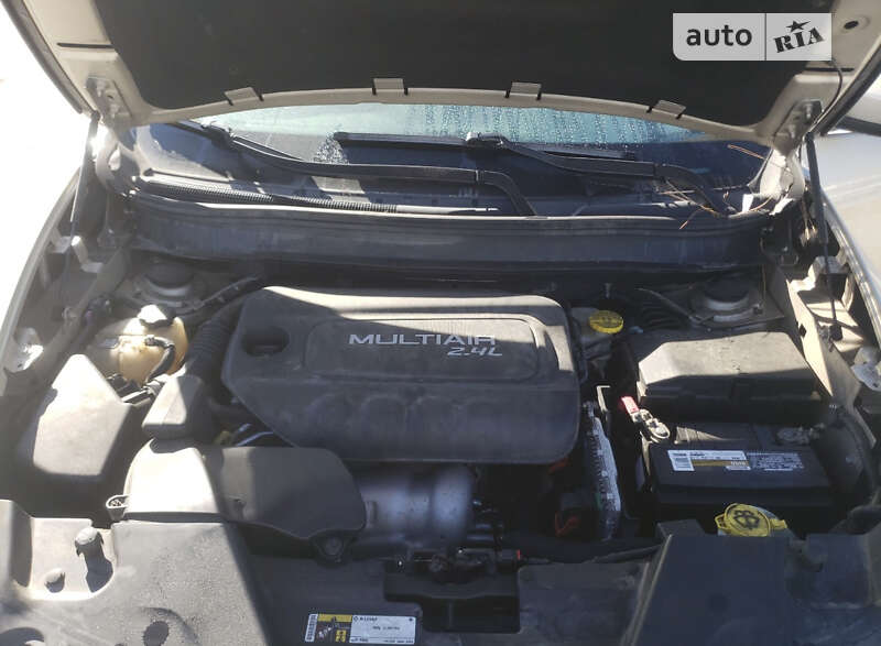 Позашляховик / Кросовер Jeep Cherokee 2015 в Львові