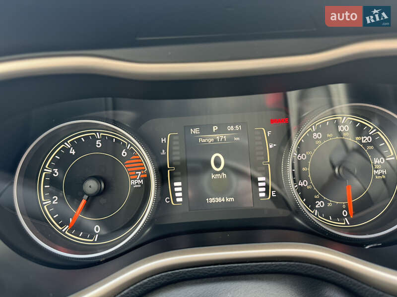 Внедорожник / Кроссовер Jeep Cherokee 2015 в Львове фото 16 Внедорожник / Кроссовер Jeep Cherokee 2015 в Львове