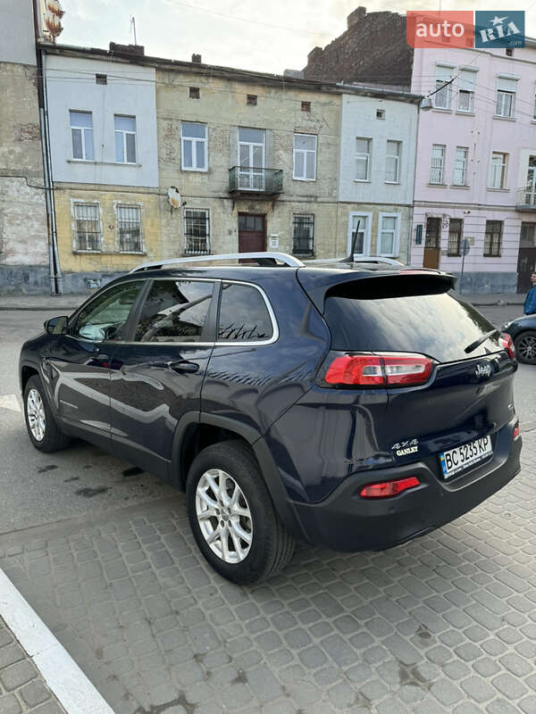 Внедорожник / Кроссовер Jeep Cherokee 2015 в Львове фото 29 Внедорожник / Кроссовер Jeep Cherokee 2015 в Львове