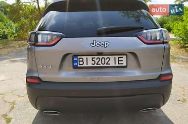 Внедорожник / Кроссовер Jeep Cherokee 2019 в 