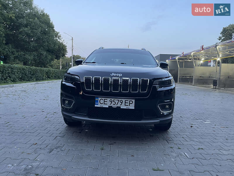 Позашляховик / Кросовер Jeep Cherokee 2018 в Чернівцях