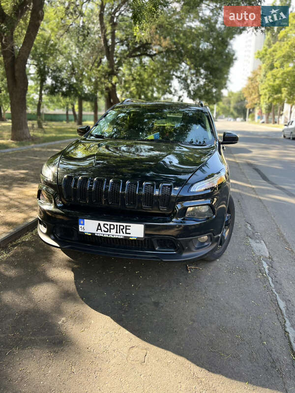 Внедорожник / Кроссовер Jeep Cherokee 2016 в Одессе
