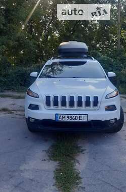 Внедорожник / Кроссовер Jeep Cherokee 2016 в Житомире