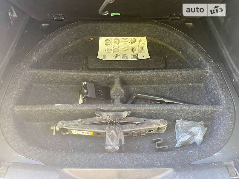 Внедорожник / Кроссовер Jeep Cherokee 2015 в Смеле фото 32 Внедорожник / Кроссовер Jeep Cherokee 2015 в Смеле