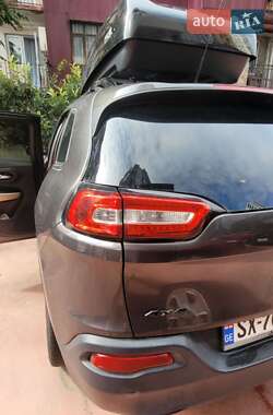 Позашляховик / Кросовер Jeep Cherokee 2017 в Херсоні