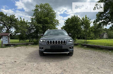 Внедорожник / Кроссовер Jeep Cherokee 2019 в Киеве