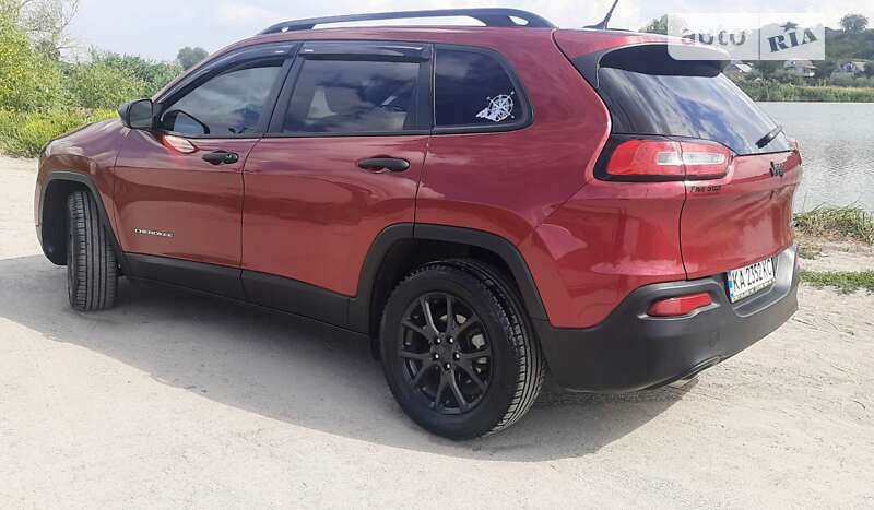 Внедорожник / Кроссовер Jeep Cherokee 2016 в Кагарлыке фото 2 Внедорожник / Кроссовер Jeep Cherokee 2016 в Кагарлыке