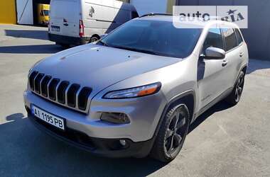 Внедорожник / Кроссовер Jeep Cherokee 2017 в Киеве