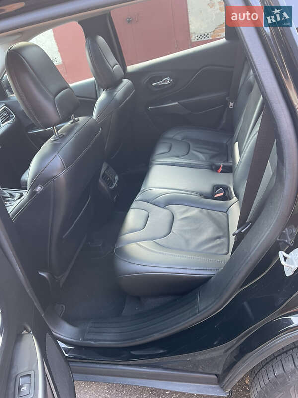 Позашляховик / Кросовер Jeep Cherokee 2019 в Хмельницькому