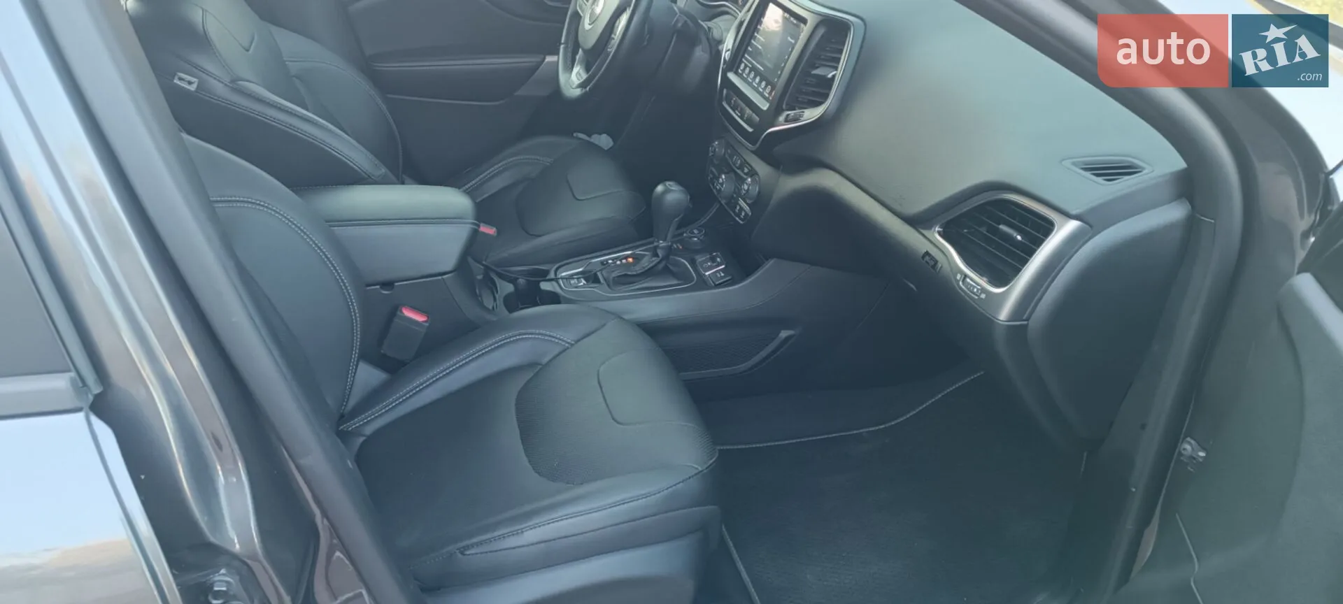 2021 Jeep Cherokee - мініатюра 6