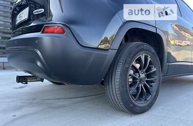 Позашляховик / Кросовер Jeep Cherokee 2019 в Києві