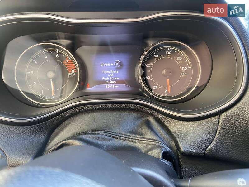 Позашляховик / Кросовер Jeep Cherokee 2018 в Краснограді