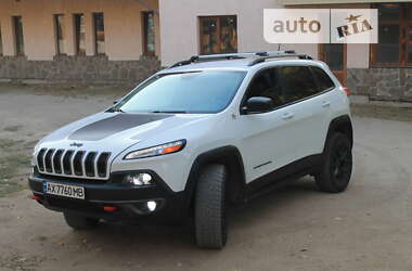 Внедорожник / Кроссовер Jeep Cherokee 2016 в Харькове