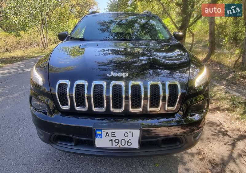 Внедорожник / Кроссовер Jeep Cherokee 2017 в Днепре