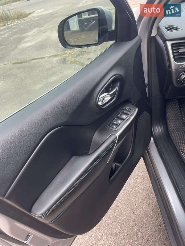 Позашляховик / Кросовер Jeep Cherokee 2018 в Чернігові