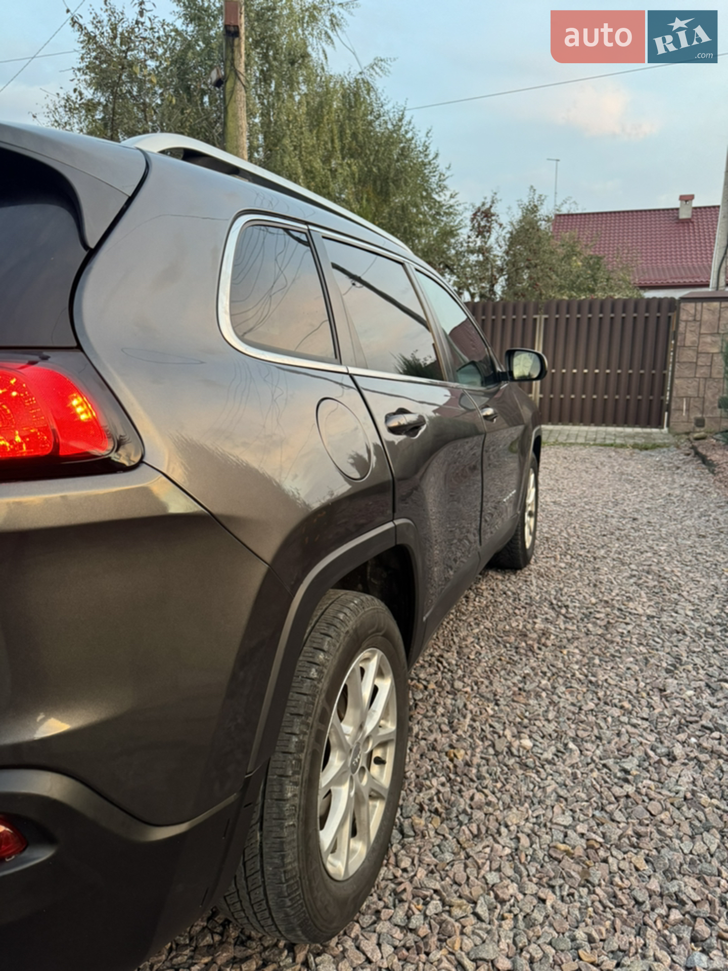 2015 Jeep Cherokee - мініатюра 23