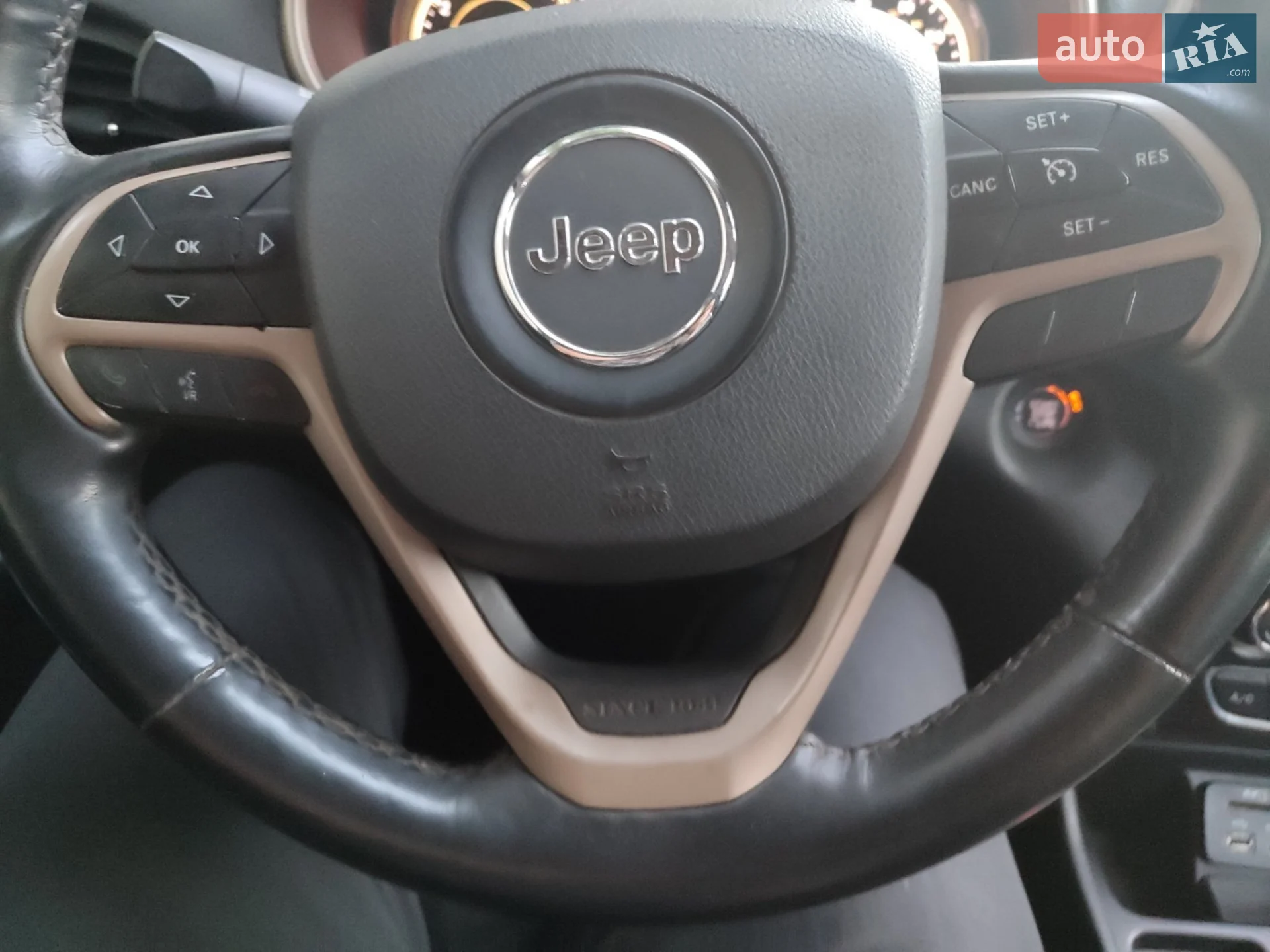 2014 Jeep Cherokee - мініатюра 12