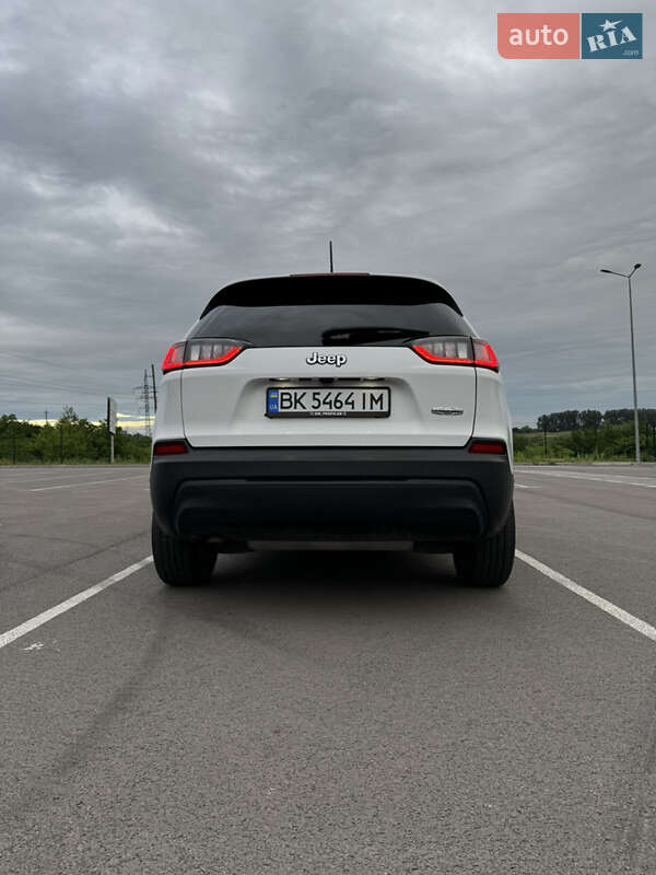 Внедорожник / Кроссовер Jeep Cherokee 2020 в Ровно