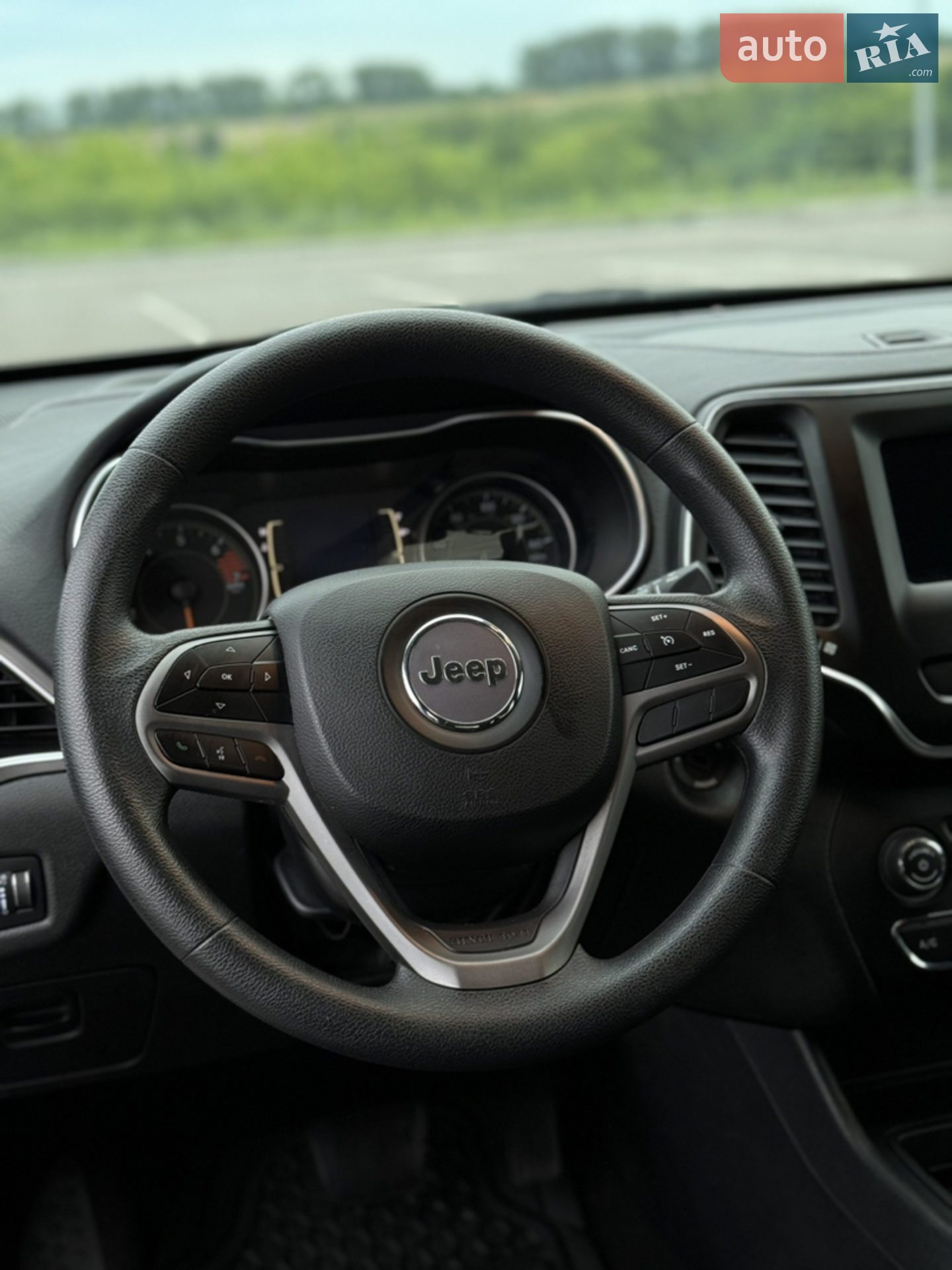 2020 Jeep Cherokee - мініатюра 22