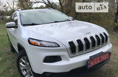 Внедорожник / Кроссовер Jeep Cherokee 2015 в 