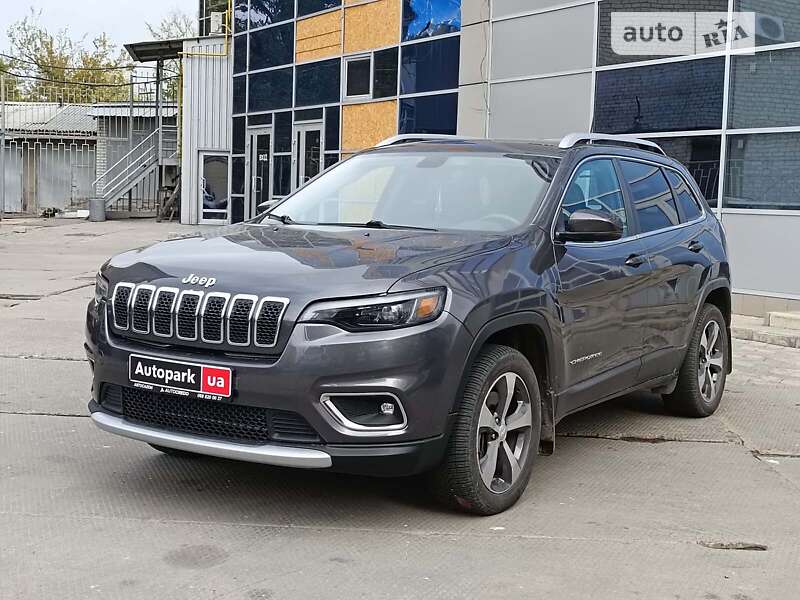 Внедорожник / Кроссовер Jeep Cherokee 2018 в Харькове