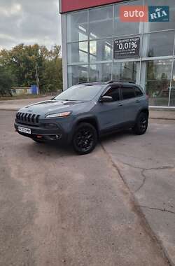Внедорожник / Кроссовер Jeep Cherokee 2014 в 