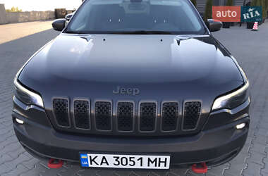 Внедорожник / Кроссовер Jeep Cherokee 2018 в Киеве