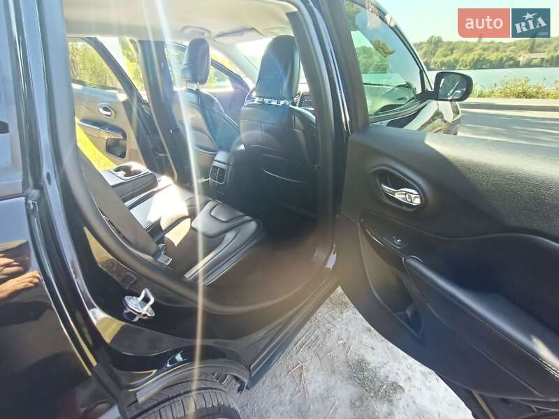 Внедорожник / Кроссовер Jeep Cherokee 2019 в Василькове фото 15 Внедорожник / Кроссовер Jeep Cherokee 2019 в Василькове