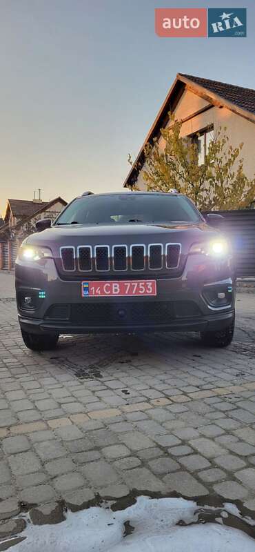 Позашляховик / Кросовер Jeep Cherokee 2021 в Києві