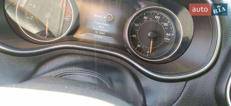 Внедорожник / Кроссовер Jeep Cherokee 2018 в Киеве фото 12 Внедорожник / Кроссовер Jeep Cherokee 2018 в Киеве