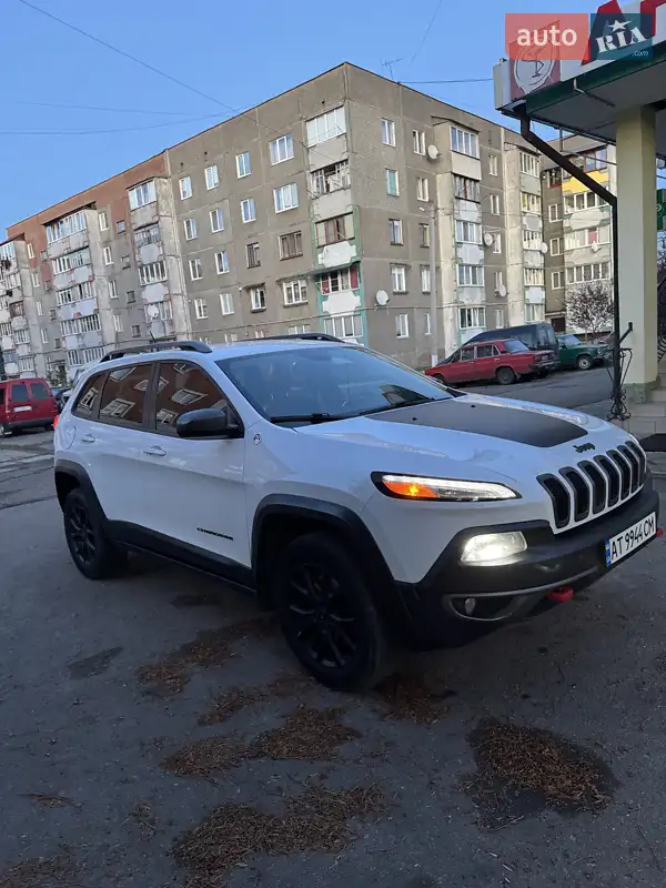 Jeep Cherokee