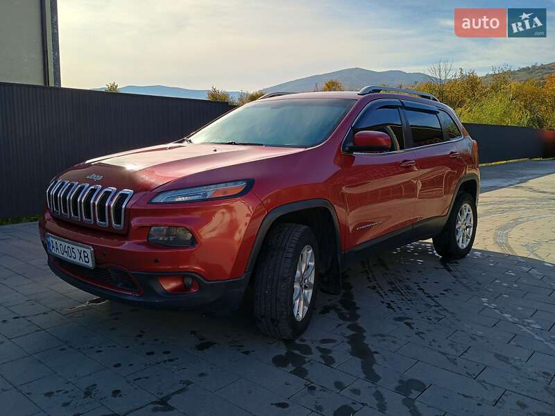 Позашляховик / Кросовер Jeep Cherokee 2014 в Надвірній фото 4 Позашляховик / Кросовер Jeep Cherokee 2014 в Надвірній