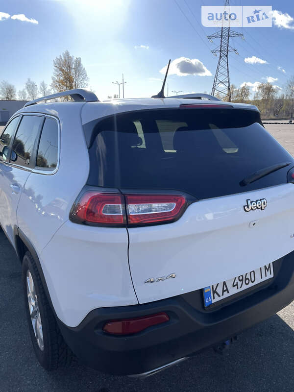 Внедорожник / Кроссовер Jeep Cherokee 2015 в Киеве фото 8 Внедорожник / Кроссовер Jeep Cherokee 2015 в Киеве
