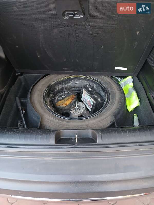 Внедорожник / Кроссовер Jeep Cherokee 2019 в Павлограде фото 12 Внедорожник / Кроссовер Jeep Cherokee 2019 в Павлограде